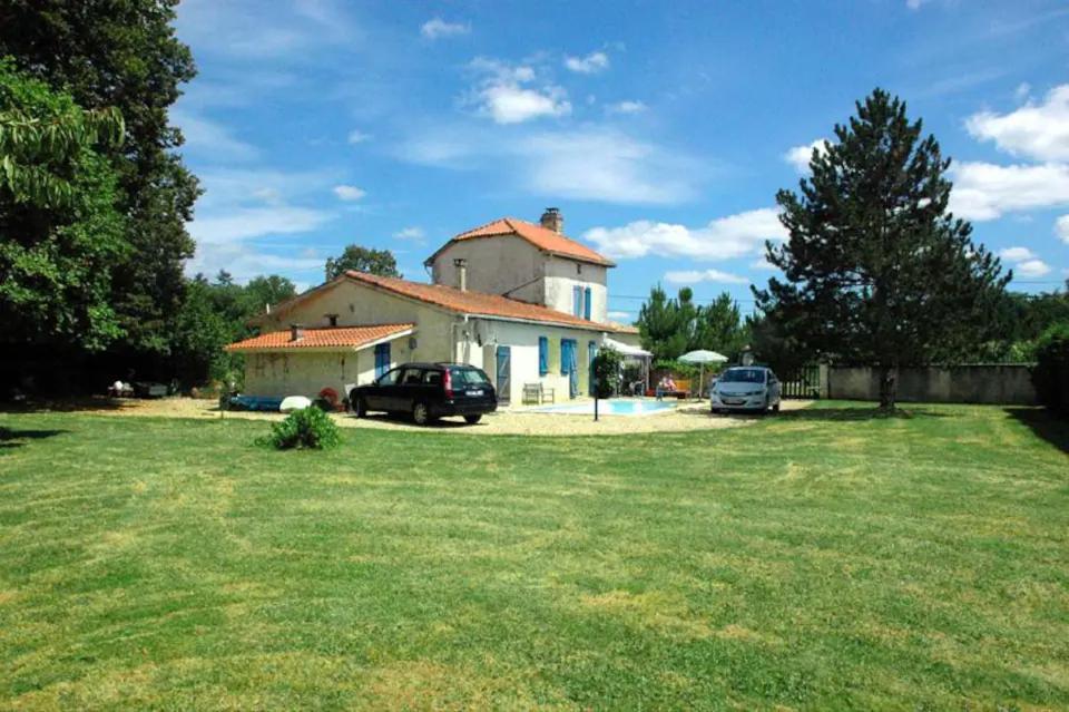 Hotel Rowland'S French Retreat La Rochebeaucourt-et-Argentine Exterior foto